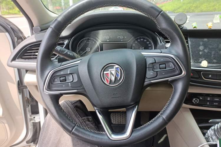 Used Buick Regal 2021 552T Elite Edition Steering Wheel