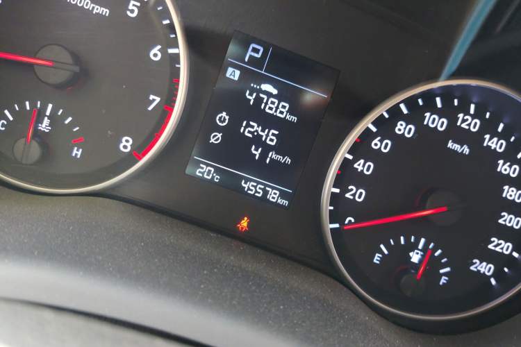 Used Hyundai Celesta 2018 1.6L Automatic GL Enjoyment Edition China VI compliant Odometer Close Up