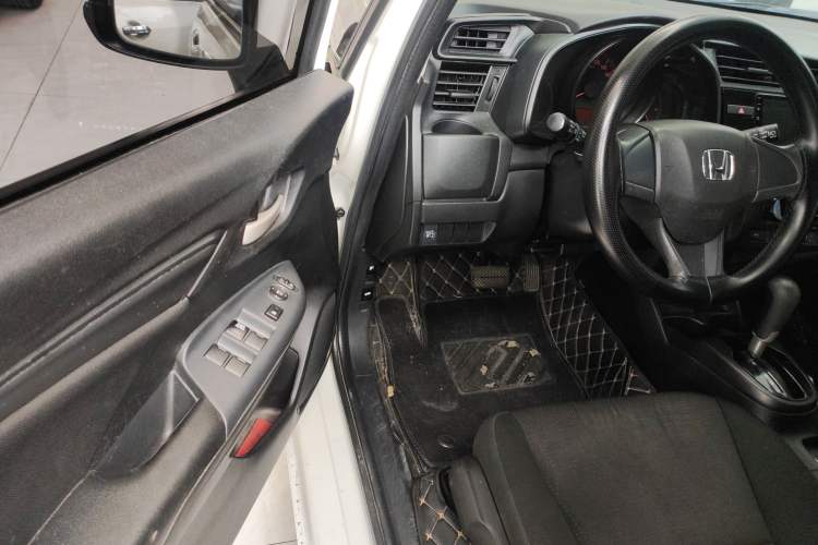 Used Honda Fit 2018 1.5L CVT Comfort Version Driver Seat