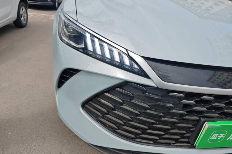 Used BYD Qin PLUS 2025 DM-i Smart Drive 55KM Leading Model Right Front Headlight