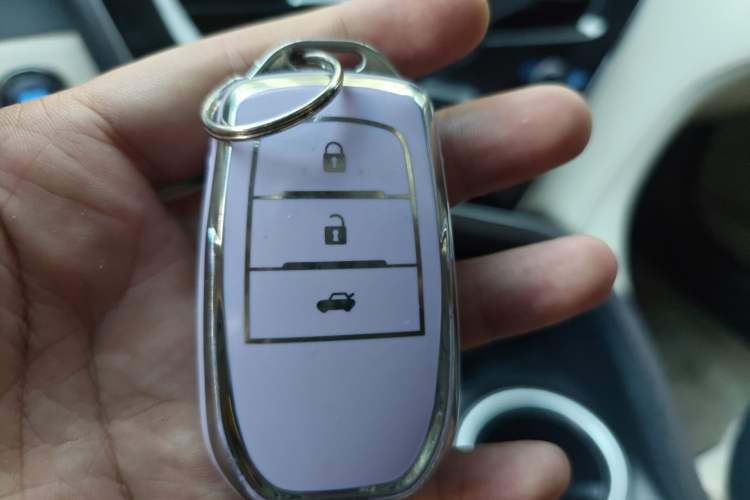 Used Toyota Camry 2021 2.0G Luxury Edition