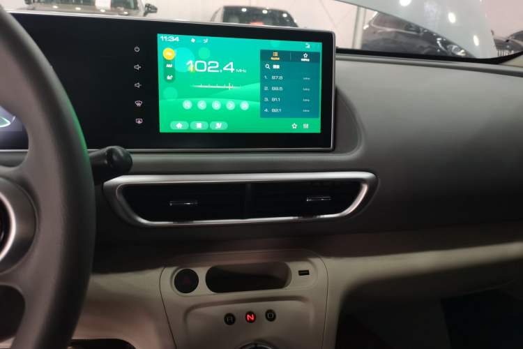 Used ORA White Cat 2020 305 km Luxury Version Audio And AC Panel