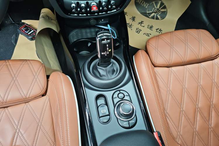 Used MINI Clubman 2022 1.5T COOPER Connoisseur Gear Lever