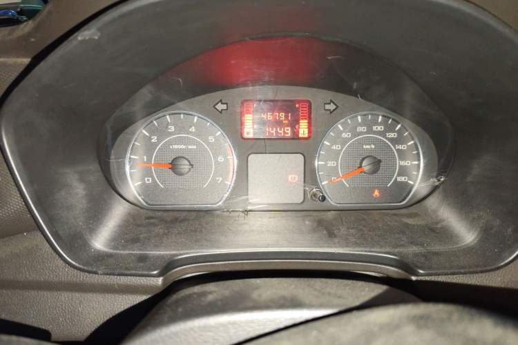 Used Wuling Hongguang V 2019 1.5L Jingqu Version China VI LAR Instrument Cluster