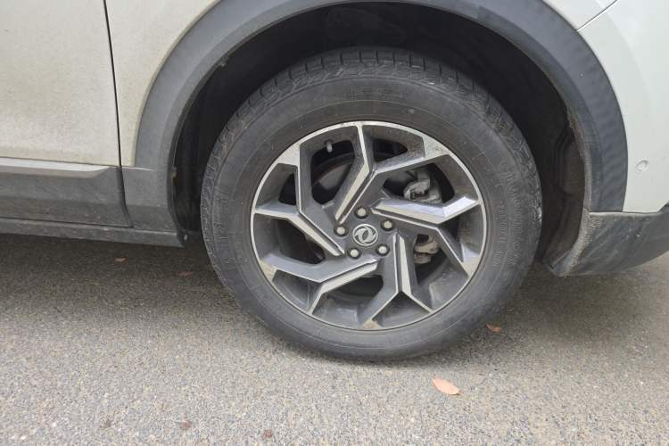 Used Dongfeng Aeolus AX7 2019 1.6T Automatic AI Navigation Model China V Standard Right Front Wheel Hub