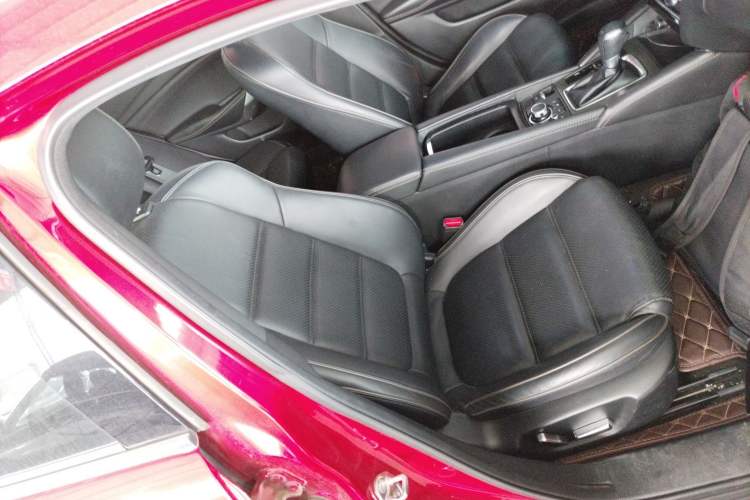 Used Mazda Atenza 2018 2.5L Blue Sky Prestige Edition China VI compliant Right Front Seat