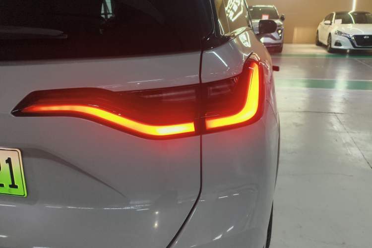 Used Nio ES8 2020 580 km Range Signature Edition Six-Seater Version