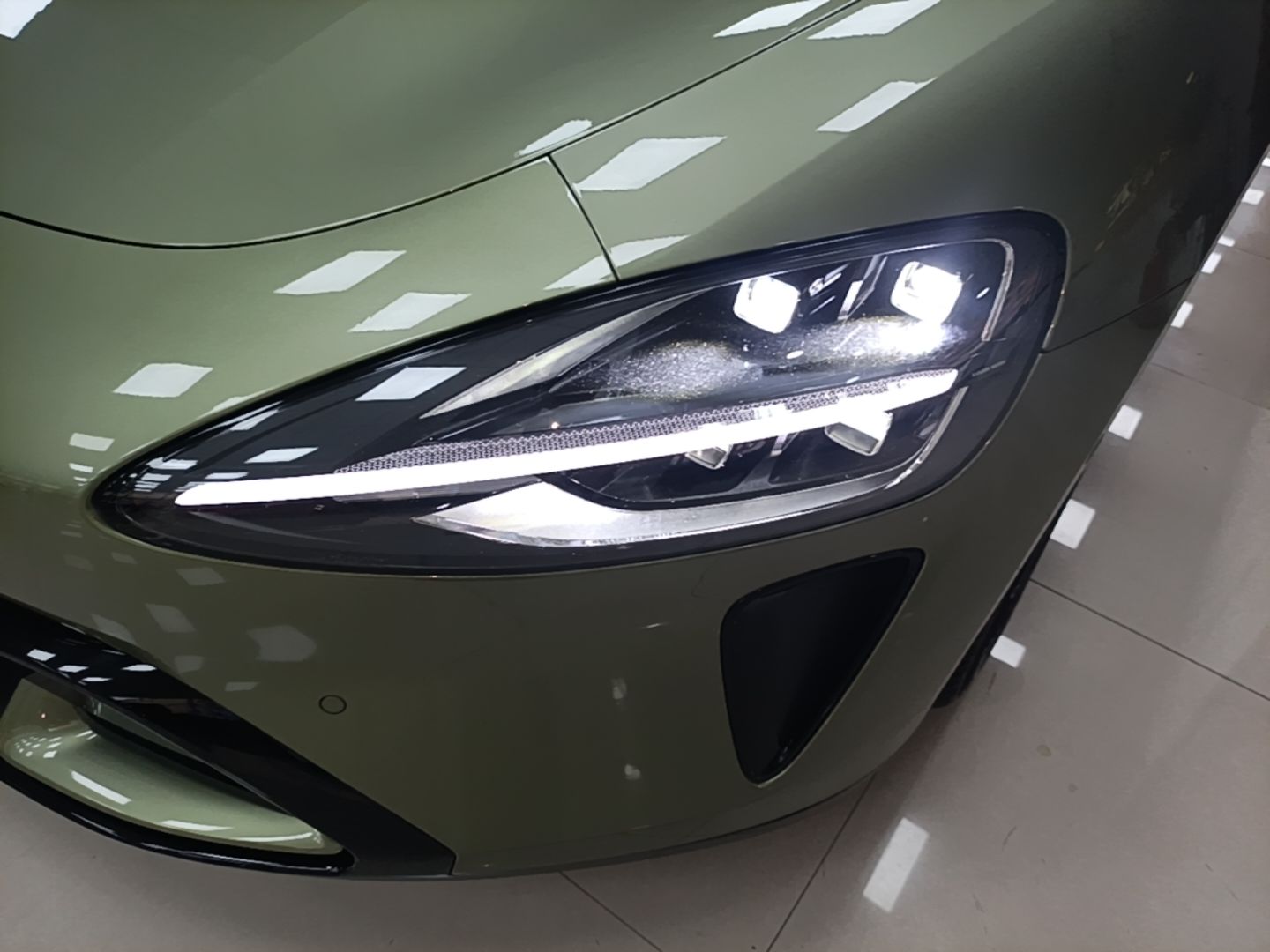 Xiaomi Auto SU7 2024 Rear-Drive Long-Range Intelligent Driving Version — снимка 8
