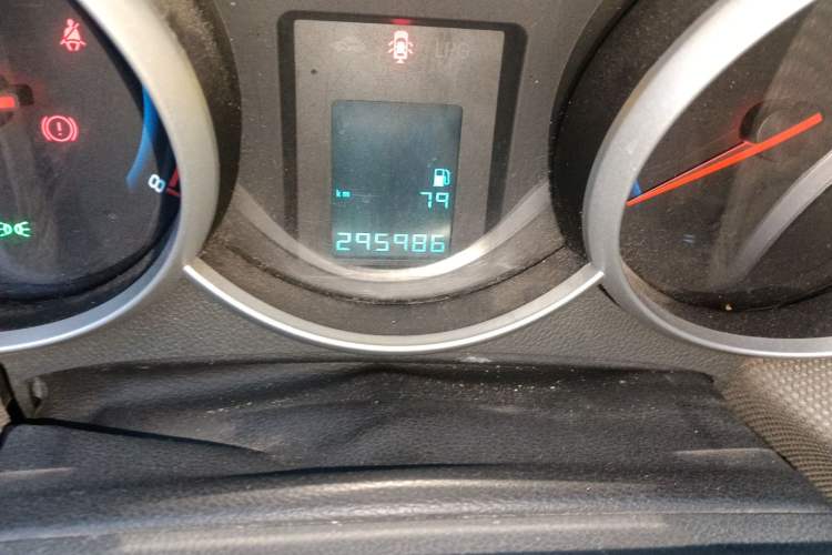 Used Chevrolet Cruze 2013 1.6L SE WTCC Edition MT