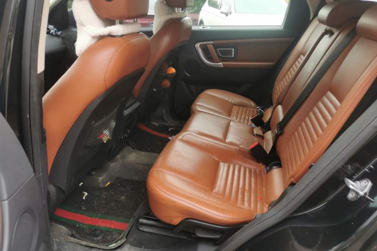 Used Land Rover Discovery Sport 2015 2.0T HSE LUXURY Left Rear Seat