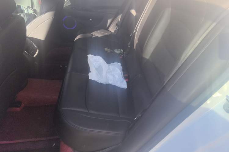 Used Chevrolet Malibu XL 2021 535T Automatic Sport Edition Left Rear Seat