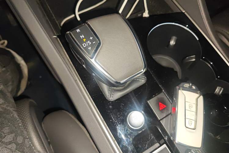 Used Volkswagen Touareg 2019 2.0 TSI Ruiyi Edition China V Standard
