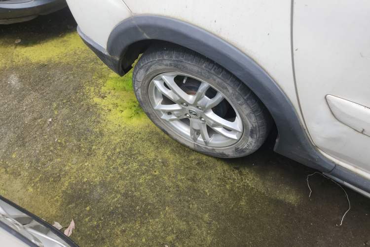 Used Changan CX20 2014 1.4L IMT Sunroof Navigation Version China IV Standard