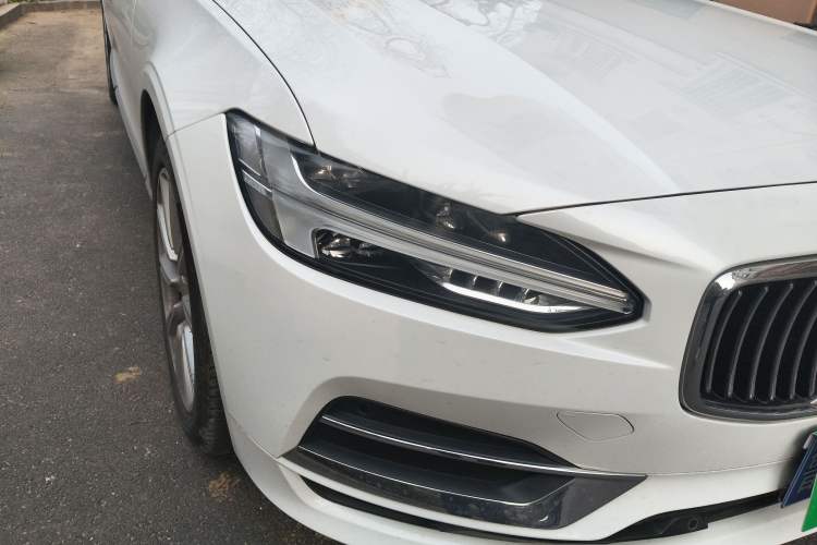 Used Volvo S90 2020 T5 Zhiyi Luxury Edition