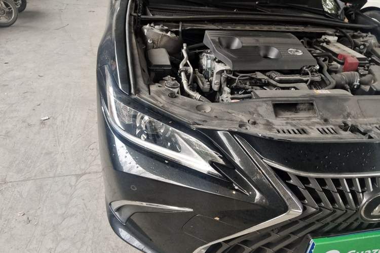 Used Lexus ES 2023 200 Excellence Edition
