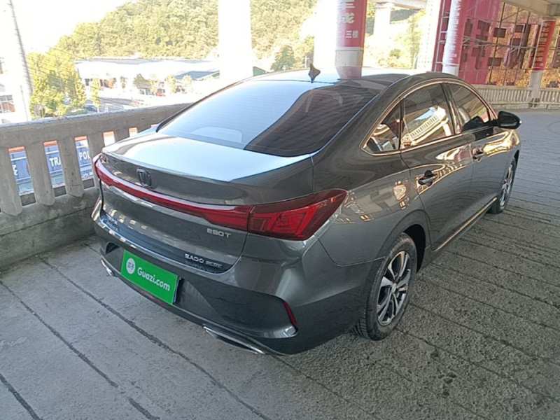 Used CHANGAN Eado 2023 Changan Edition PLUS Blue Whale NE 1.4T GDI DCT Prestige Version — 6