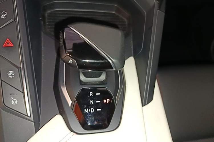 Used Lynk & Co 06 2020 1.5T YAO Halo
