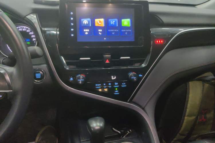 Used Toyota Camry 2023 2.0GVP Premier Edition Audio And AC Panel