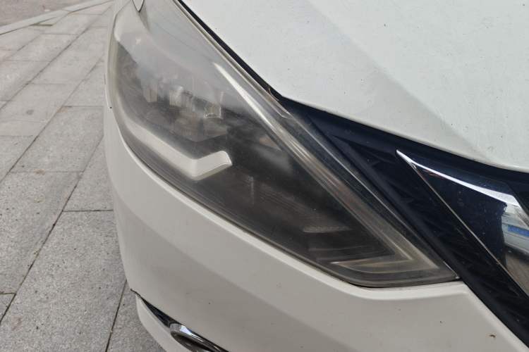 Used Nissan Sylphy 2016 1.6 XL CVT Luxury Edition Right Front Headlight