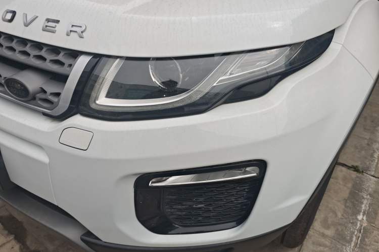 Used Land Rover Range Rover Evoque 2018 240 PS SE Smart Brilliance Edition