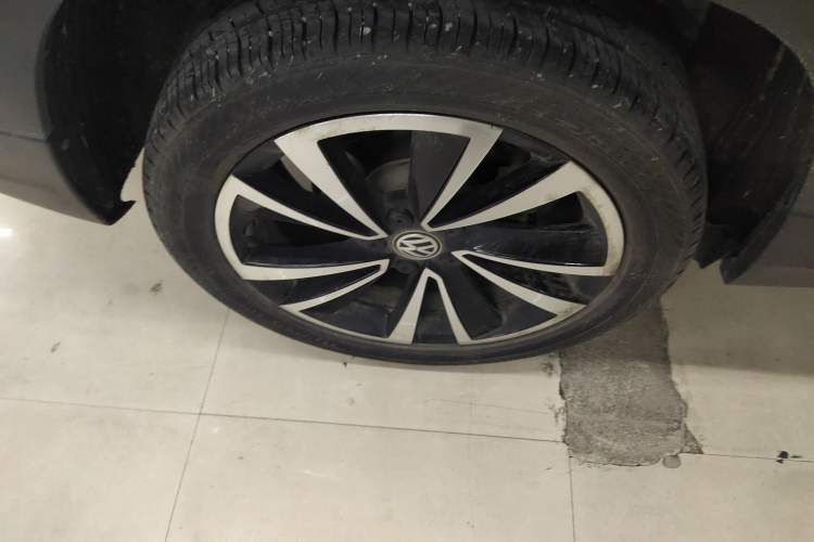 Used Volkswagen Tharu 2020 280TSI Two-Wheel Drive Luxury Edition China VI Standard