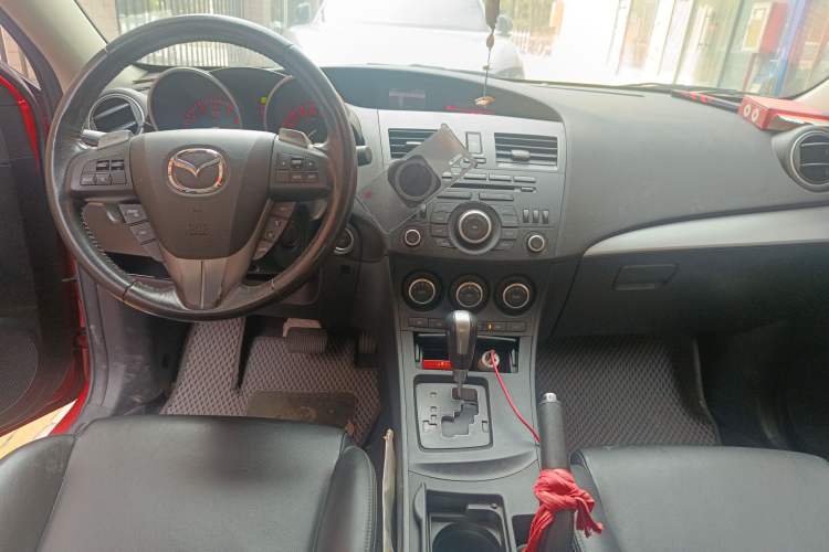 Used Mazda 3 2011 Sedan 2.0L Automatic Luxury Model
