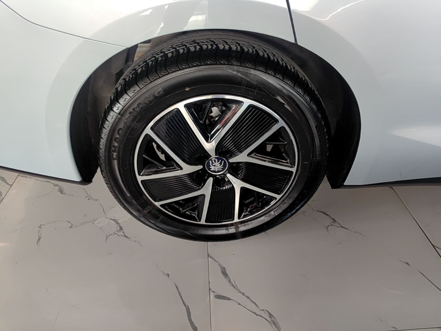 BYD Qin L 2024 DM-i 80KM Beyond Model — снимка 11