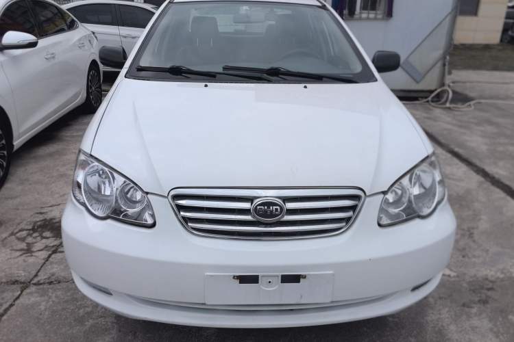 Used BYD F3 2012 Energy-Saving Model 1.5L Manual Comfort Version Front