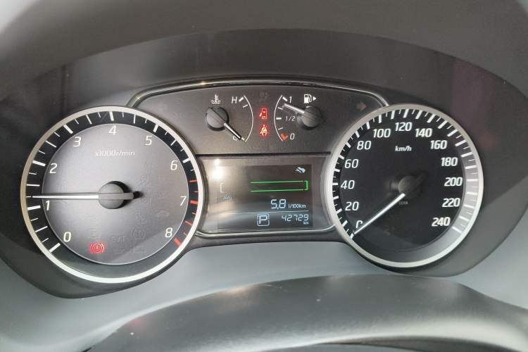 Used Nissan Sylphy 2019 1.6XV CVT Smart Connect Luxury Edition China VI Standard
