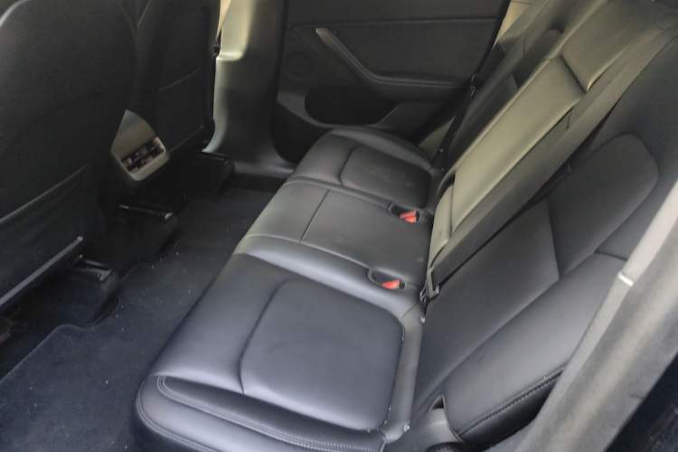 Used Tesla Model Y 2022 Rear-Wheel-Drive Version