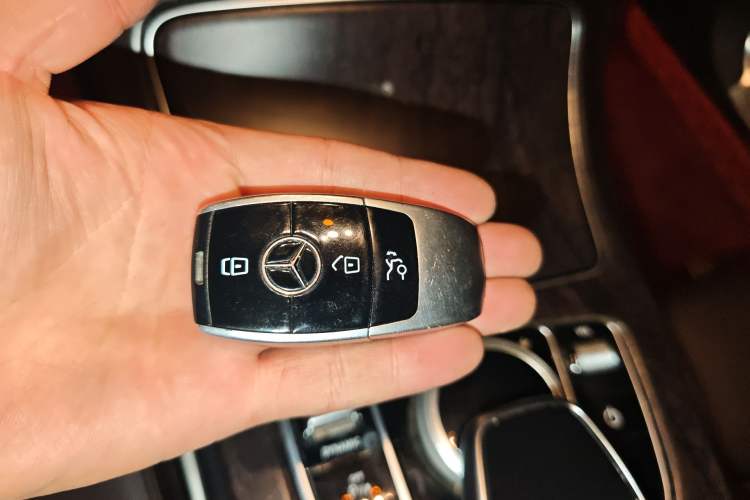 Used Mercedes-Benz GLC 2019 GLC 200 L 4MATIC Vehicle Key