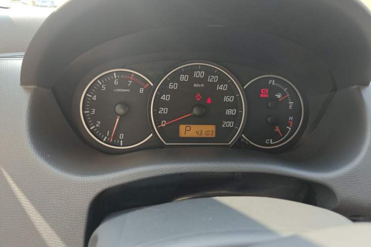 Used Suzuki Swift 2013 1.5L Automatic Standard Edition
