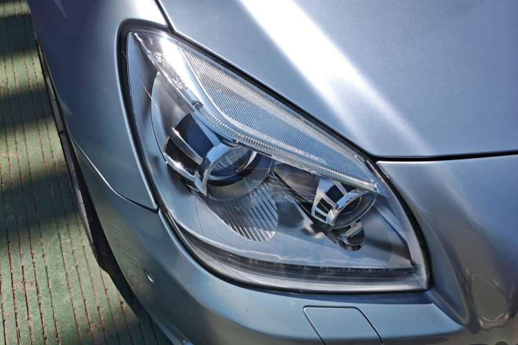 Used Mercedes-Benz SLK-Class 2011 SLK 200 Fashion Model Right Front Headlight