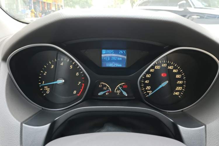 Used Ford Focus 2012 Sedan 1.6L Automatic Fashion Edition Instrument Cluster