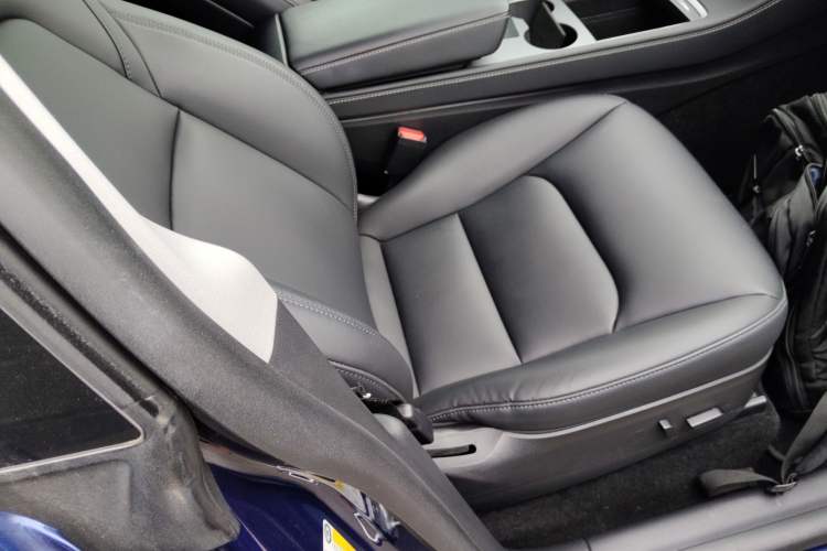 Used Tesla Model Y 2021 Standard Range Rear-Wheel Drive Version