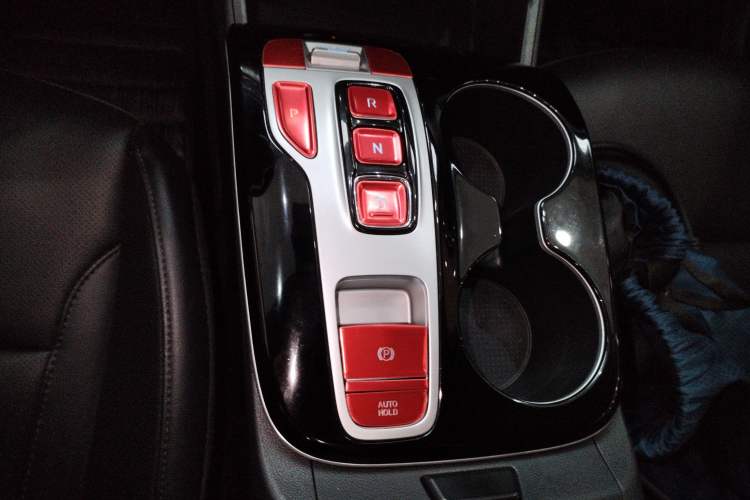 Used Hyundai Tucson 2021 Tucson L 1.5T DCT GLX Elite Edition Gear Lever