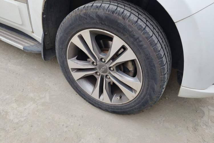 Used Chery Tiggo 3 2015 1.6L Manual Zhishang Sport Edition
