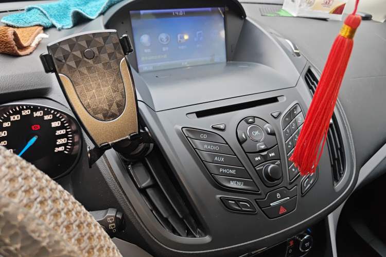 Used Ford Kuga 2013 1.6L GTDi Two-Wheel-Drive Trend Model