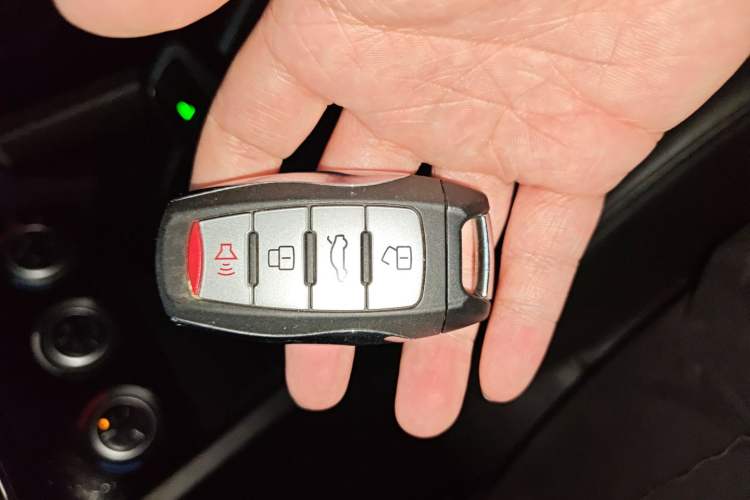 Used Haval H6 2018 Sport Edition 1.5T Automatic Two-Wheel Drive Elite Model China V Standard Vehicle Key