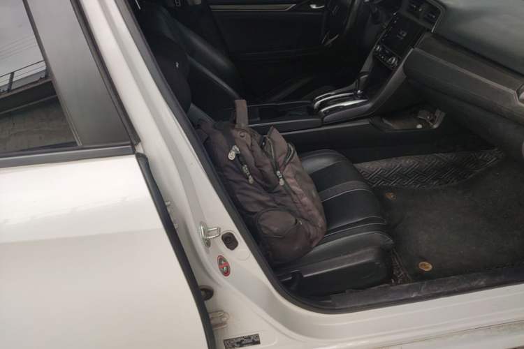 Used Honda Civic 2019 220TURBO CVT Power Edition China VI Emission Standard Right Front Seat