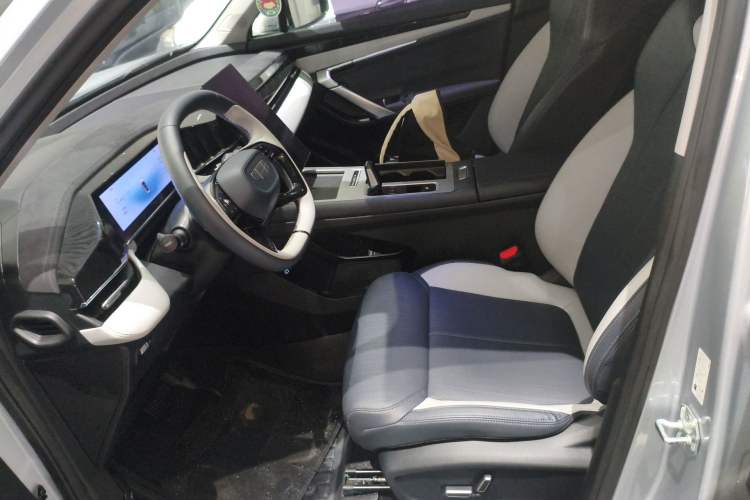 Used Geely Auto FX11 2024 1.5TD DCT Prestige Edition
