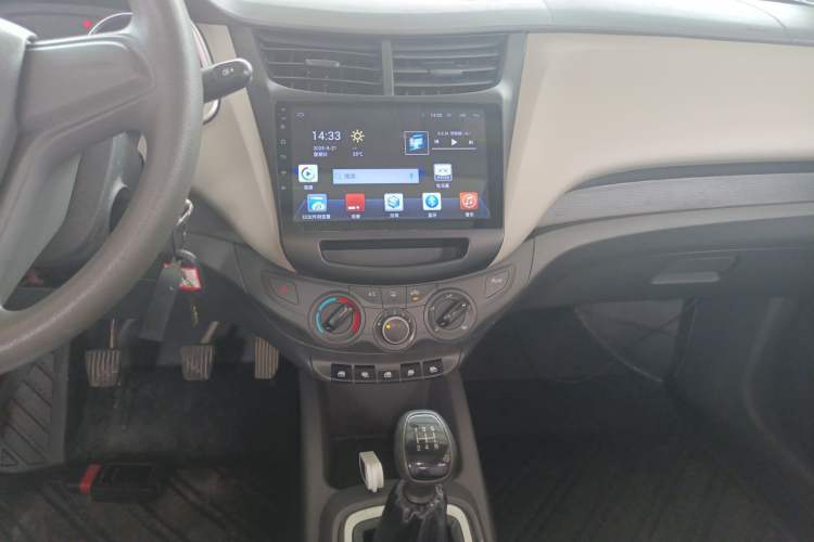 Used Chevrolet Sail 2015 Sail 3 1.5L Manual with Ideal Sunroof Edition