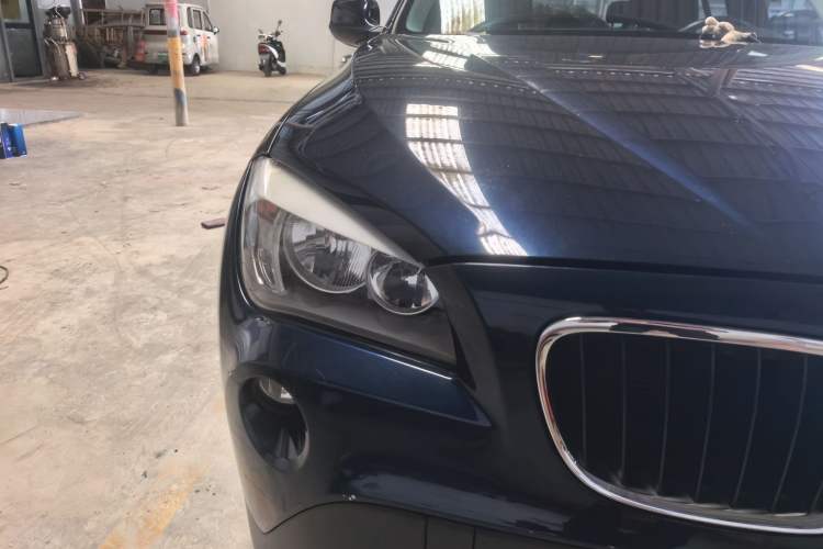 Used BMW X1 2012 sDrive18i Fashion Model Right Front Headlight