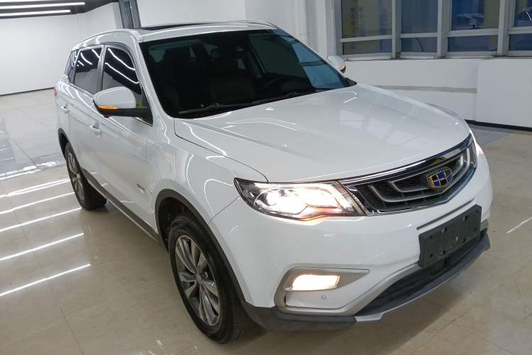 Used Geely Auto Emgrand X7 Sport 2016 1.8TD Automatic ZhiZun Version Front Right 45 Deg