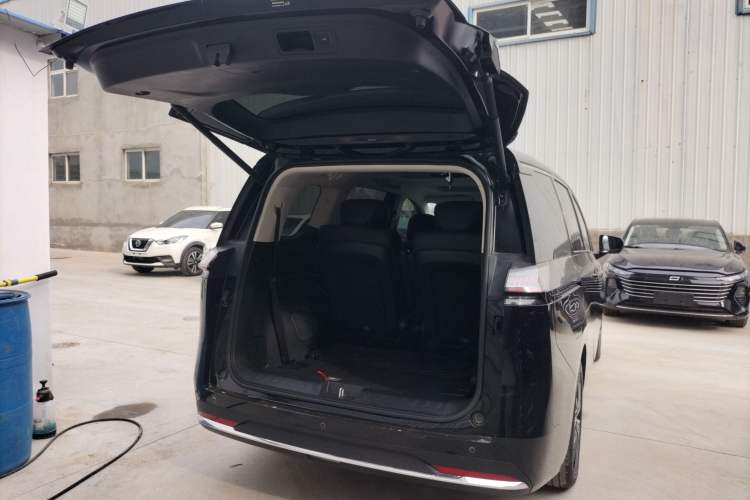 Used GAC Trumpchi E8 New Energy 2024 150km MAX Trunk