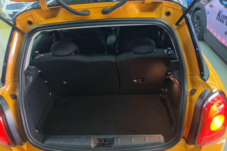 Used MINI 2016 1.5T COOPER
