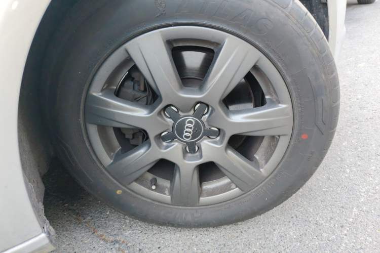 Used Audi A4L 2011 2.0 TFSI Standard Model