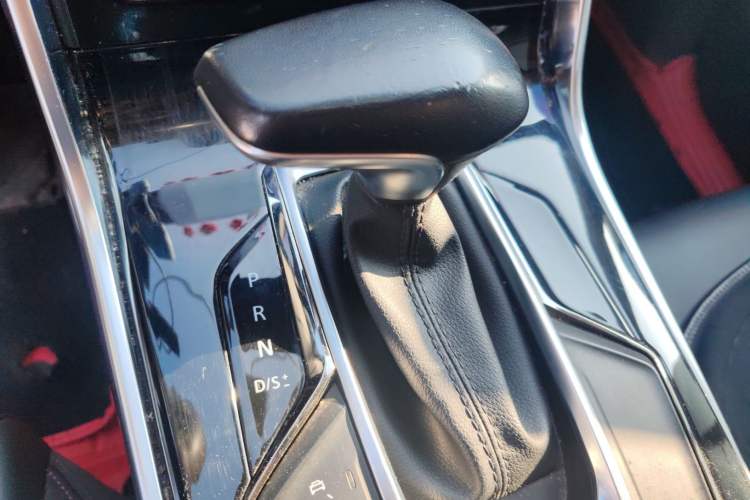 Used SAIC MAXUS D60 2019 1.5T Automatic Comfort Edition 5 Seats
