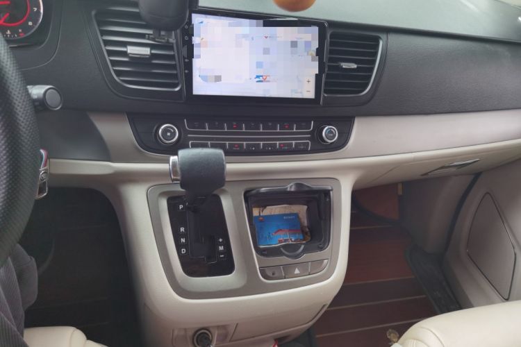 Used SAIC MAXUS G10 2015 2.0T Automatic Anniversary Edition