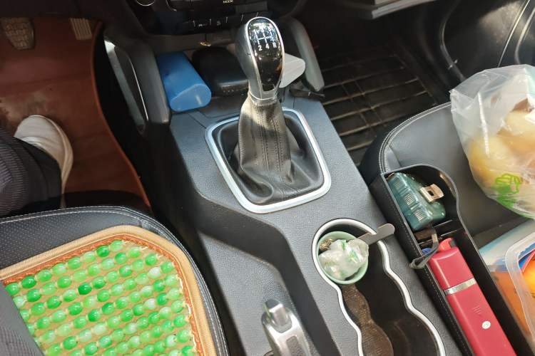 Used Geely Auto Vision X6 2016 1.8L Manual Luxury Model